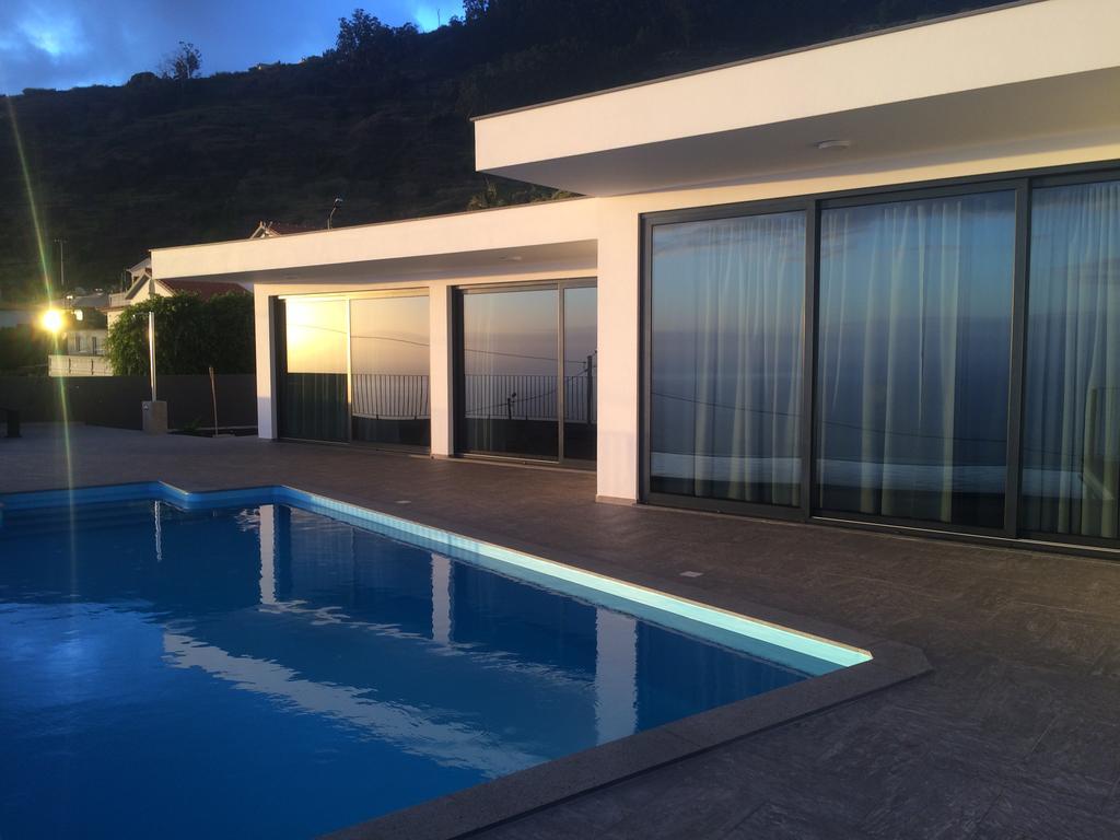 Villa Moradia Syso à Arco da Calheta  Extérieur photo